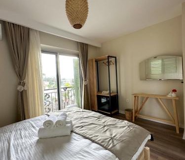 Hacımemis Hotel | Ella Alaçatı Otel