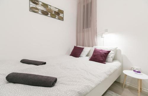 Lagymanyos Apartamento | ELLA Apartment