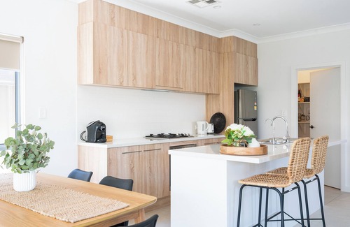 Warradale Casa | Ella House II Casa nueva cerca de Glenelg & City Pet Friendly