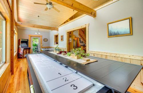 East Ellijay Casa | Ellijay Cabin with Hot Tub and Mountain Views
