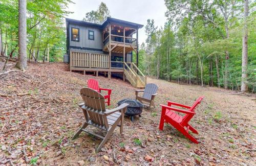 Ellijay Casa | Ellijay Resort Home with Hot Tub and Fire Pit!