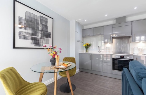 Gloucester Apartamento | Elliot Oliver- Charming 1 Bed Apartment