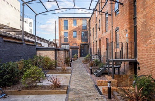 Cheltenham Apartamento | Elliot Oliver - Stylish 2 Bedroom Town Centre Apartment