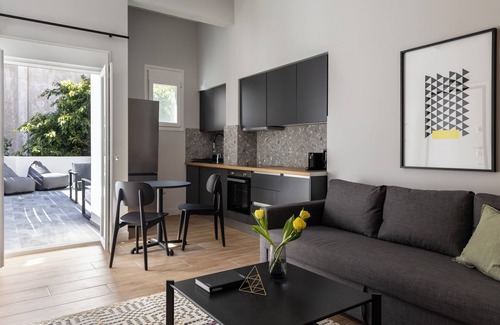Petralona Apartamento | Elliot Petralona, Athens