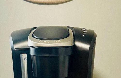 Stafford Casa | Ellis House Trail Lodging Sleeps 16