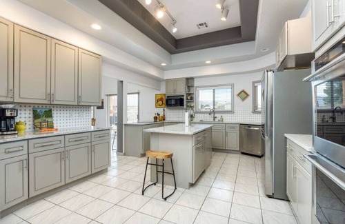 Las Cruces Casa | Elliss · Large Newly Renovated Home with Game Room