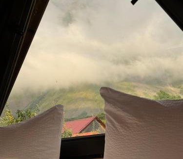 Stepantsminda Apartamento | ELLO cottage Kazbegi