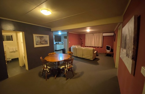 Cooma Casa | Ellstanmor Guesthouse Cooma