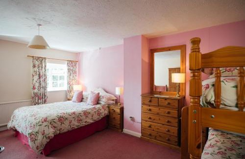 St. Florence Casa | Elm Grove Mews Cottage