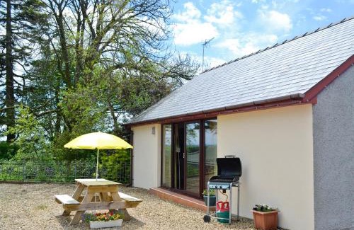 Llanybri Casa | Elm View-W42961