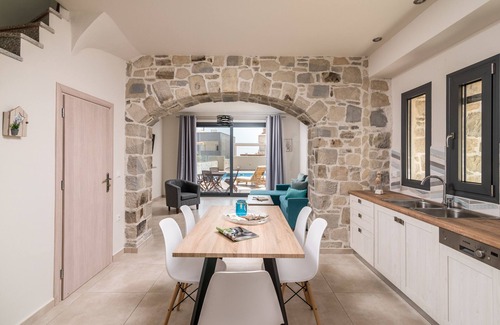 Kokinos Pirgos Villa | ELMARA Luxury Villa 1 - Next to the Beach