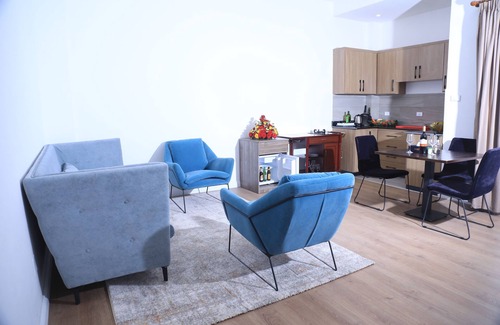 Kirkos Hotel | Elmo's Hotel