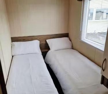 Exmouth Complejo | Elms Caravan with sea views at Devon Cliffs