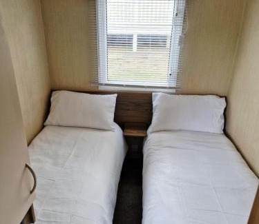 Exmouth Complejo | Elms Caravan with sea views at Devon Cliffs