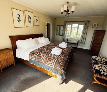 Winchelsea Casa | Elms Farm Cottages - White Swans