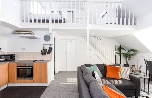 Leigh-on-Sea Apartamento | Elmsleigh Lofts by Sorted Stay