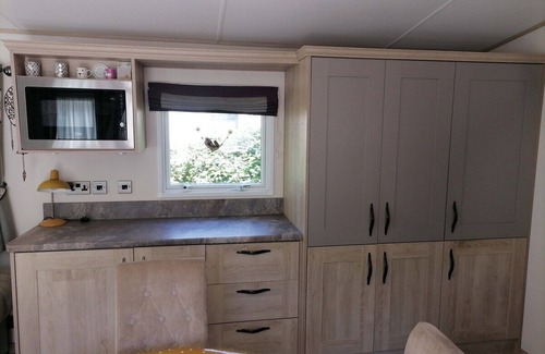 St Leonards-On-Sea Apartamento | Elmvale - 2 bedrooms with decking sleeps 4