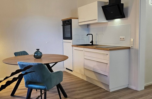 Heidenheim an der Brenz Apartamento | ELODIA LUXURY Apartment, WiFi, terrace, kitchen, towels