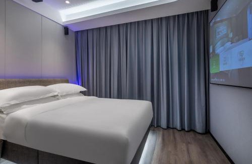 Pudong Hotel | Elong Me Hotel Shanghai Pudong Avenue