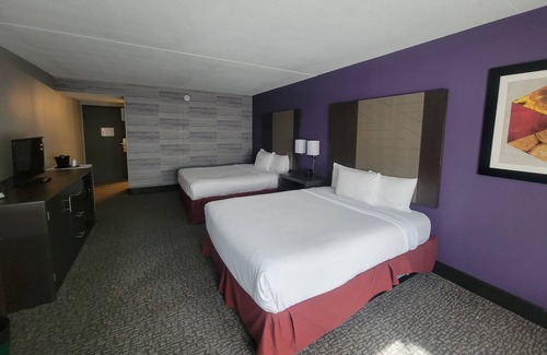 Overland Park Hotel | Eloquence