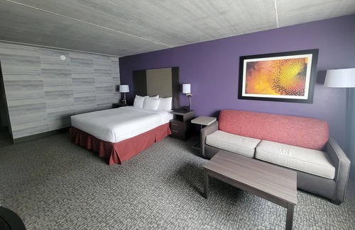Overland Park Hotel | Eloquence