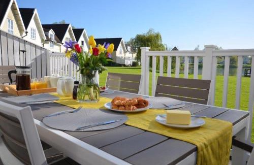 South Cerney Cabina | Elouera, 21 Isis Lake