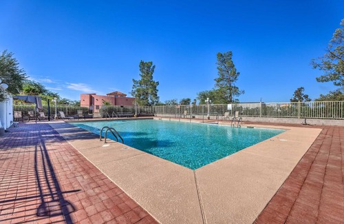 Eleven Mile Corner Apartamento | Eloy Retreat with Pool Access and Central AandC!
