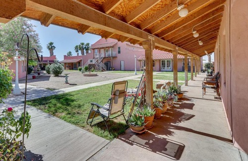 Eleven Mile Corner Apartamento | Eloy Retreat with Pool Access and Central AandC!