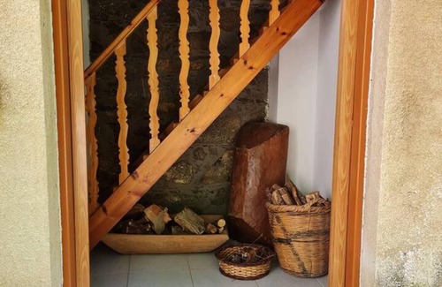 Kalopanayiotis Casa | Elpiniki's Old Three Bedroom House