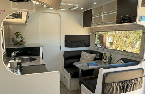 Nilgen Casa | Elsa at the Block