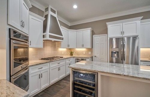 Champion Forest Casa | ELUX with heated pool spa