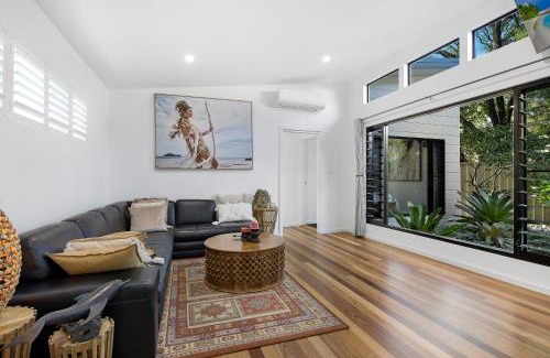 Coffs Harbour Villa | Elvis on Brodie - luxury boutique accommodation