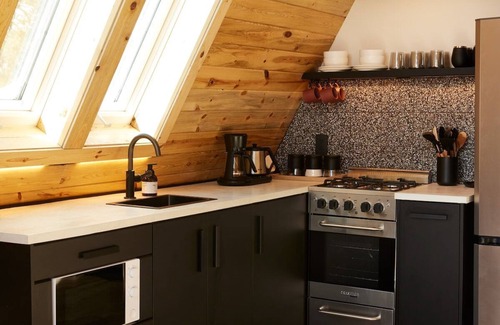 Florissant Cabina | Elwood's A-frame · Modern A-frame w/ hot tub + view
