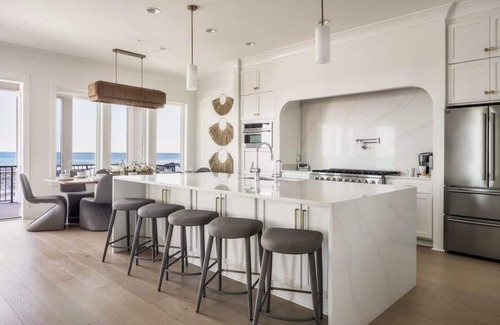 Ono Island Casa | Elysian - Beachfront Paradise w/ Luxury Amenities!