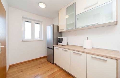 Policnik Apartamento | Ema's Olive Garden Apt 2 - Solo familias 4 + 1