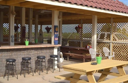 Pirates Beach West Casa | DIA LABORAL ESPECIAL! INCREÍBLE WEST END BEACH HOME CON PISCINA