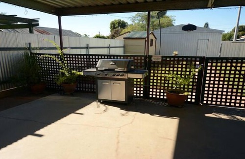 Broken Hill Cabaña | Emaroo Argent Cottage