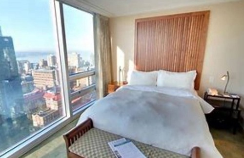 Downtown Vancouver Hotel | Embarc Vancouver - Downtown - Minutes to BC Place Stadium and Rogers Arena