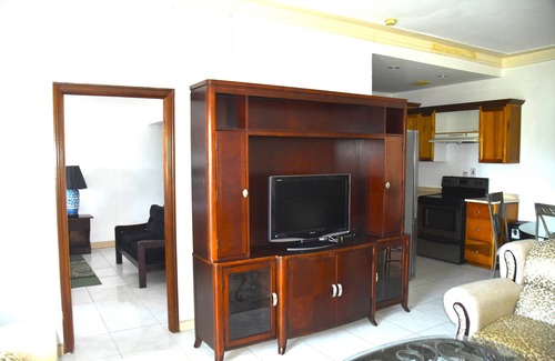 Jack's Hill Apartamento | Embassy Deluxe Apartment