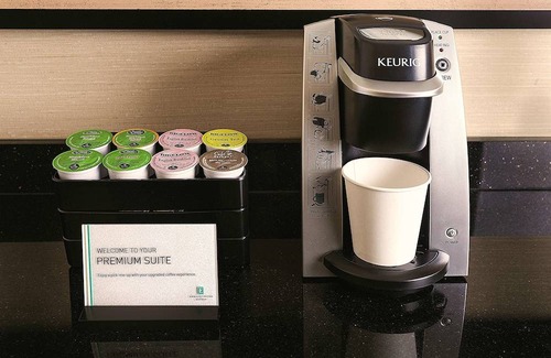 Lombard Hotel | Embassy Suites by Hilton Chicago Lombard