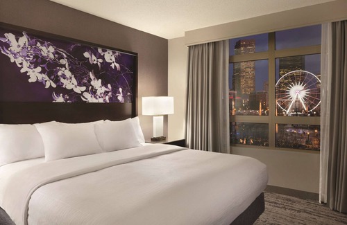 Luckie-Marietta District Hotel | Embassy Suites by Hilton Atlanta at Centennial Olympic Park