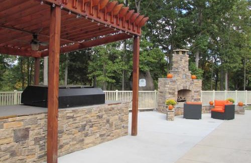 Concord Complejo | Embassy Suites by Hilton Charlotte Concord Golf Resort & Spa