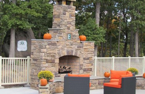 Concord Complejo | Embassy Suites by Hilton Charlotte Concord Golf Resort & Spa