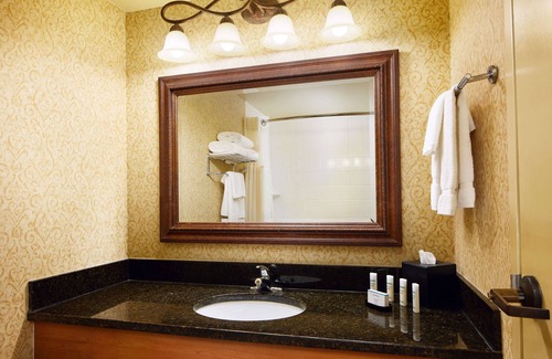 Columbia Hotel | Embassy Suites by Hilton Columbia Greystone