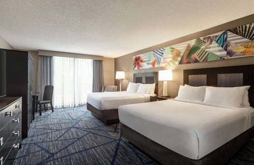 Seybold Hotel | Embassy Suites by Hilton Miami International Airport
