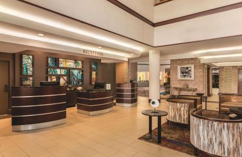 Florida Central Atlantic Coast Hotel | Embassy Suites by Hilton Orlando International Drive ICON Park