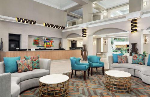 Santa Ana Hotel | Embassy Suites by Hilton Santa Ana Orange County Airport