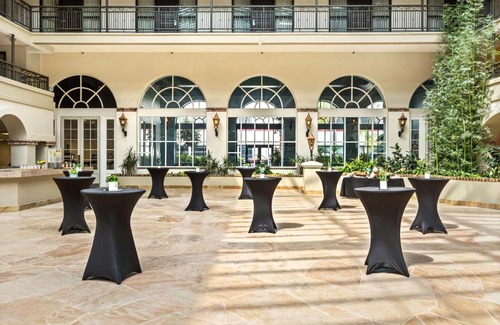 El Segundo Hotel | Embassy Suites by Hilton Los Angeles International Airport South
