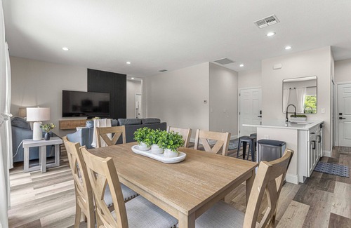 Ocala Casa | Ember's Place. Charming 4-bedroom w/ Hammock & Arcade games, in enchanting Ocala