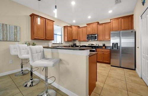Davenport Villa | Embrace Disney Magic at Our Luxe 6-BR Villa in ChampionsGate!